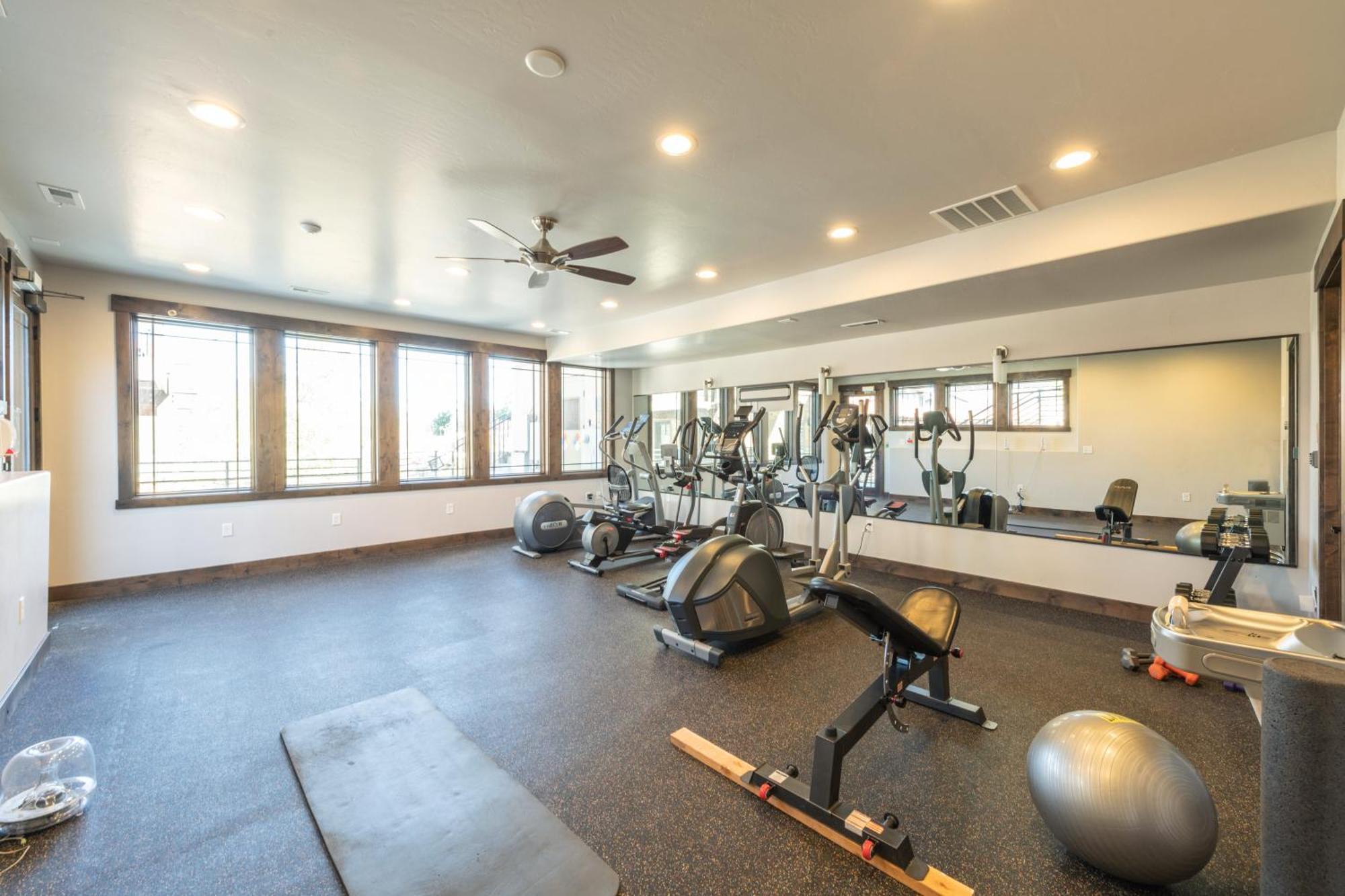 Blackstone Luxury 2Br, Walk To Skiing At Cabriolet, Mountain View, Shared Pool And Hot Tub, Gym Park City Ngoại thất bức ảnh